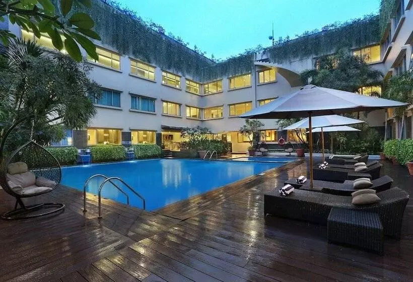 Favehotel Premier Cihampelas