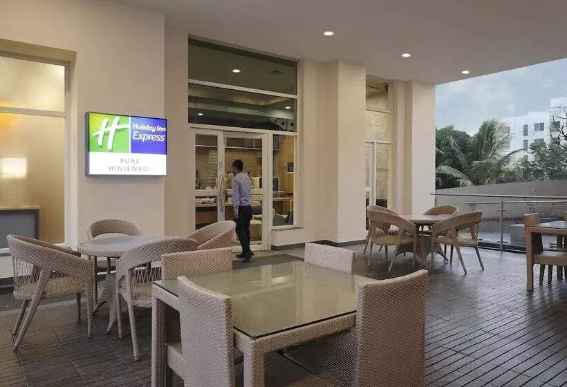 ホテル Holiday Inn Express Pune Hinjewadi, An Ihg