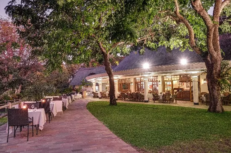 هتل Ilala Lodge