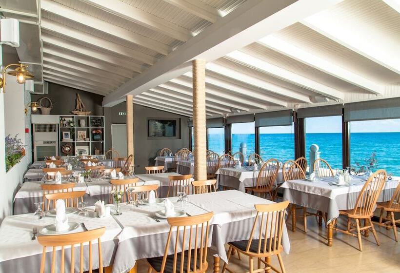 בית מלון כפרי Kymata