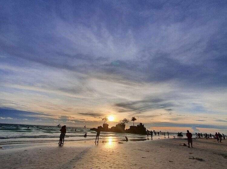 酒店 La Bella Casa De Boracay