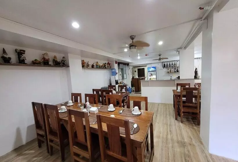 ホテル La Bella Casa De Boracay