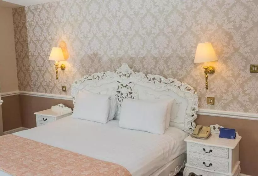 Manor Of Groves Hotel, Golf & Health Club