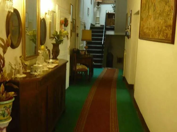 Hotel Pensione Rinascente