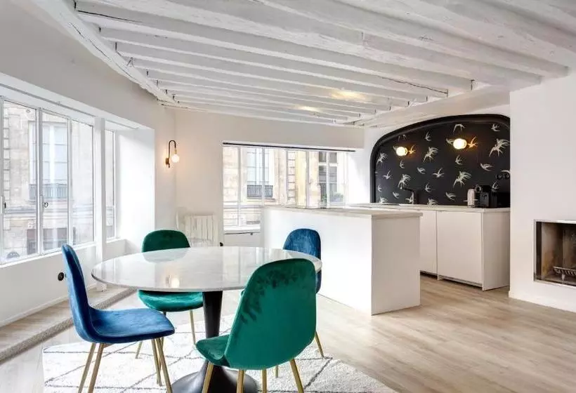 ホテル Rambuteau Apartment