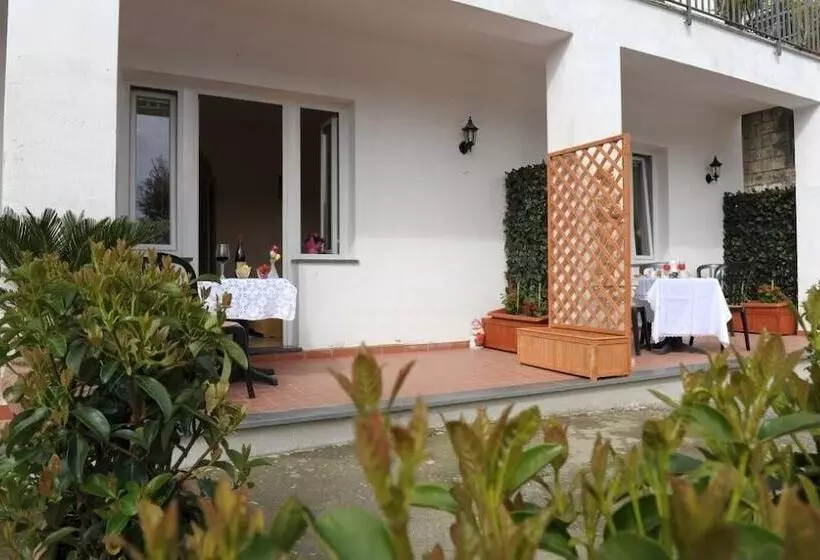 Il Cottage Bed & Breakfast