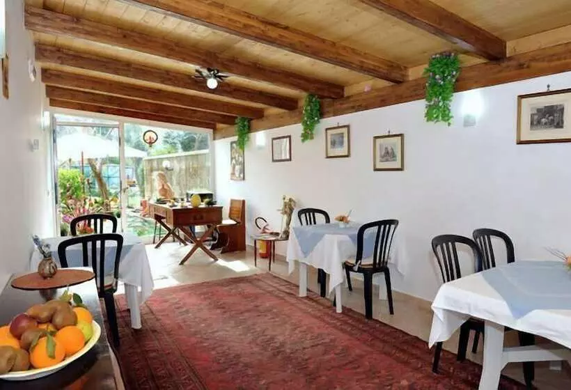 Il Cottage Bed & Breakfast