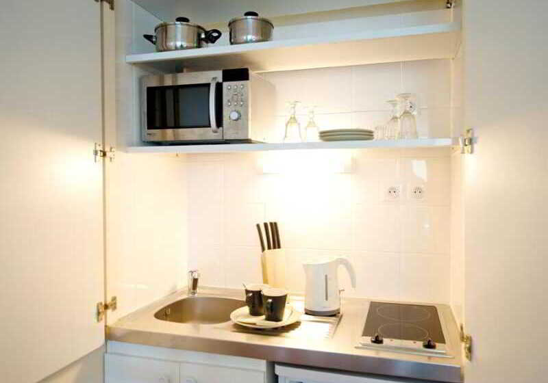 Staycity Aparthotels Paris Gare De L Est