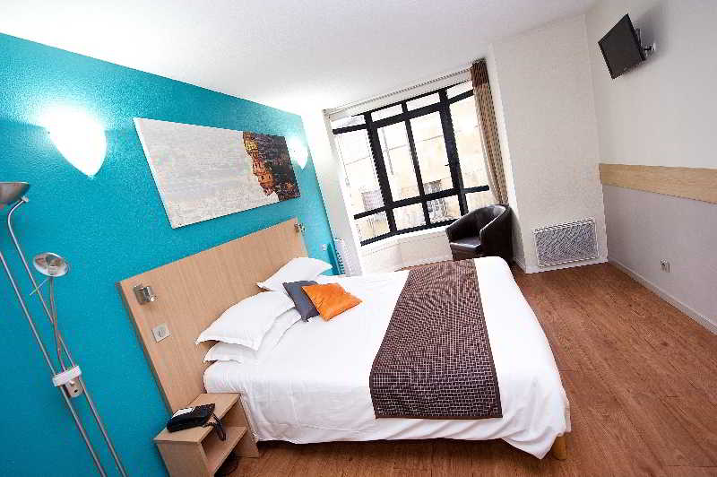 Staycity Aparthotels Paris Gare De L Est