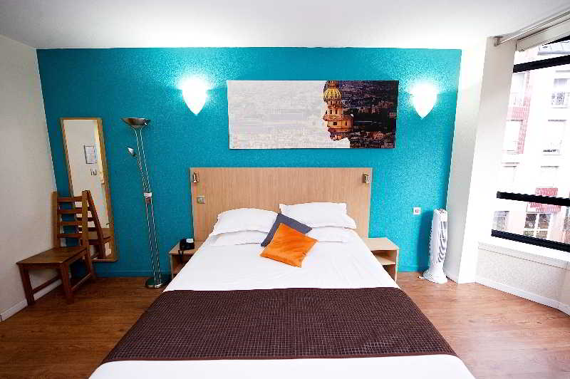 Staycity Aparthotels Paris Gare De L Est