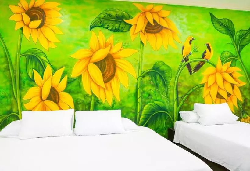 ユースホステル Jardines Evans By Geh Suites