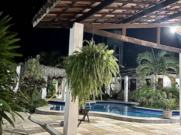 ユースホステル Pousada Califórnia Tia Lia