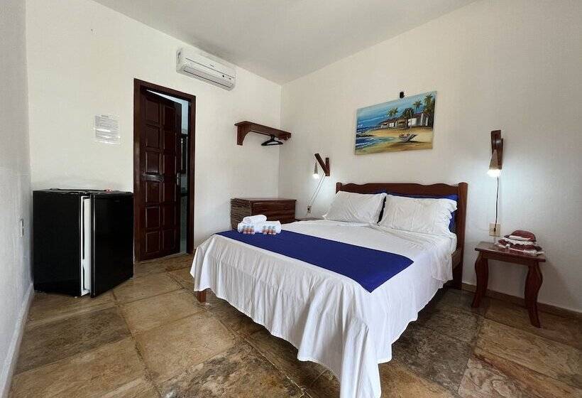 ユースホステル Pousada Califórnia Tia Lia