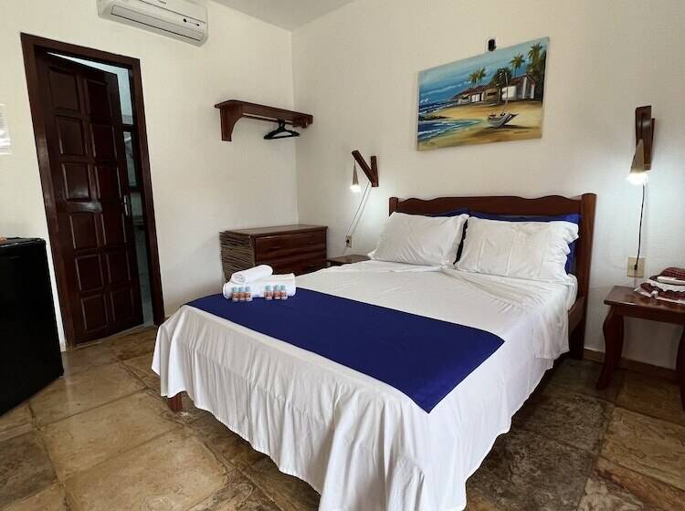 ユースホステル Pousada Califórnia Tia Lia