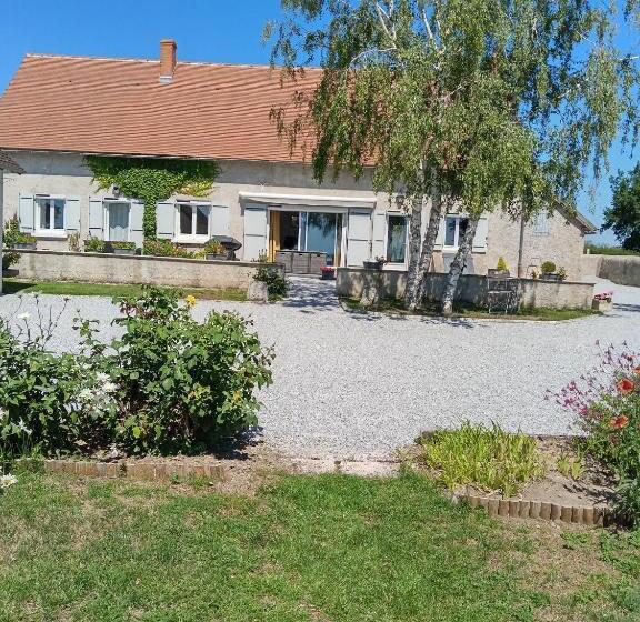 ベッドアンドブレックファースト Chambre Heloise