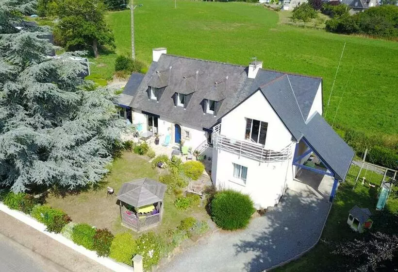 Aamiaismajoitus (B&B) Le Clos Des Fontaines