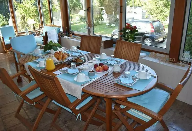 Aamiaismajoitus (B&B) Le Clos Des Fontaines
