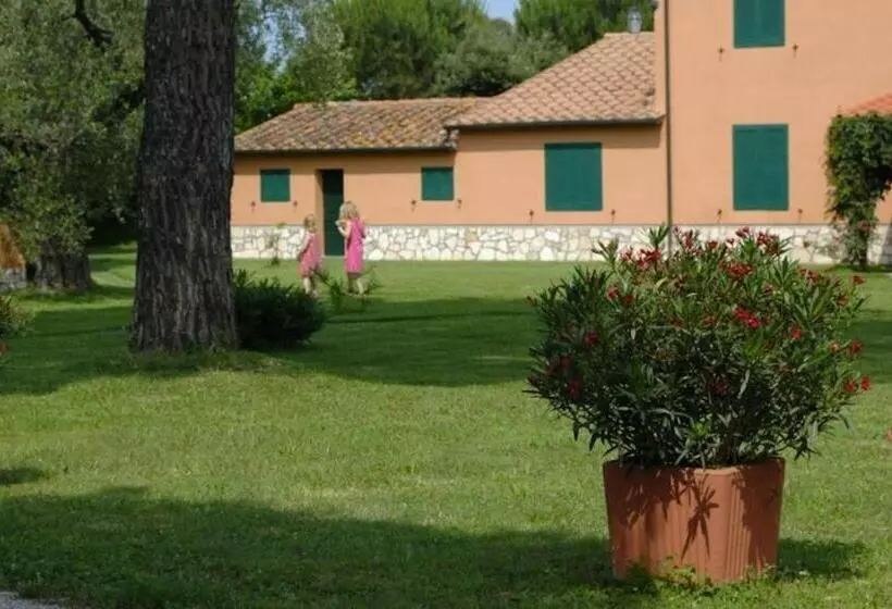 Hotelli Agriturismo Sughericcio