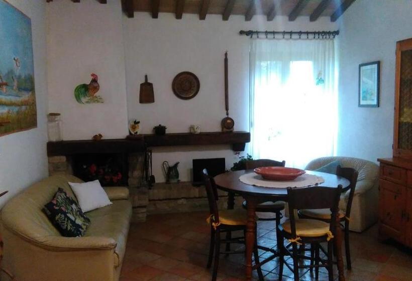 فندق Agriturismo Sughericcio