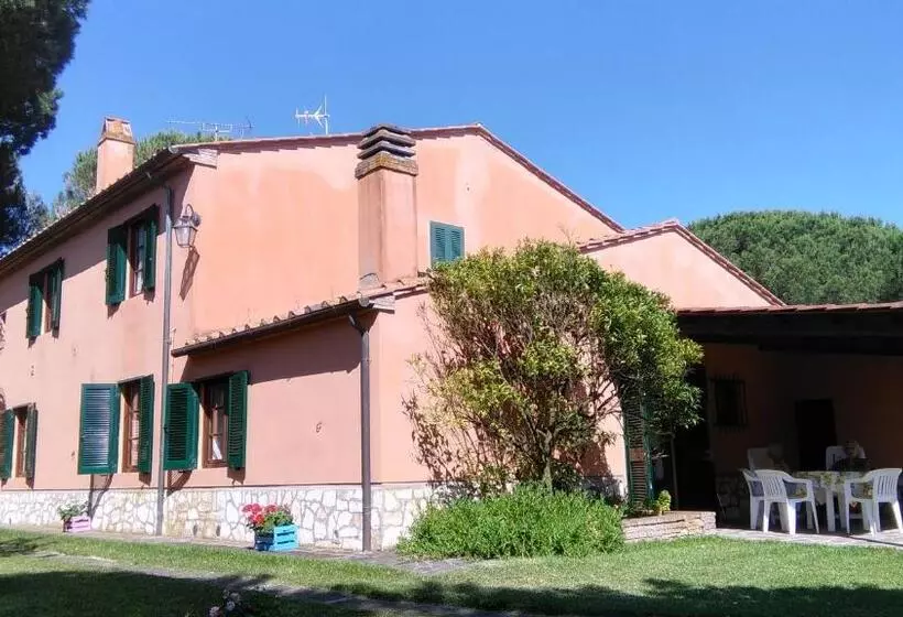 Hotelli Agriturismo Sughericcio