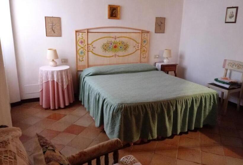 فندق Agriturismo Sughericcio