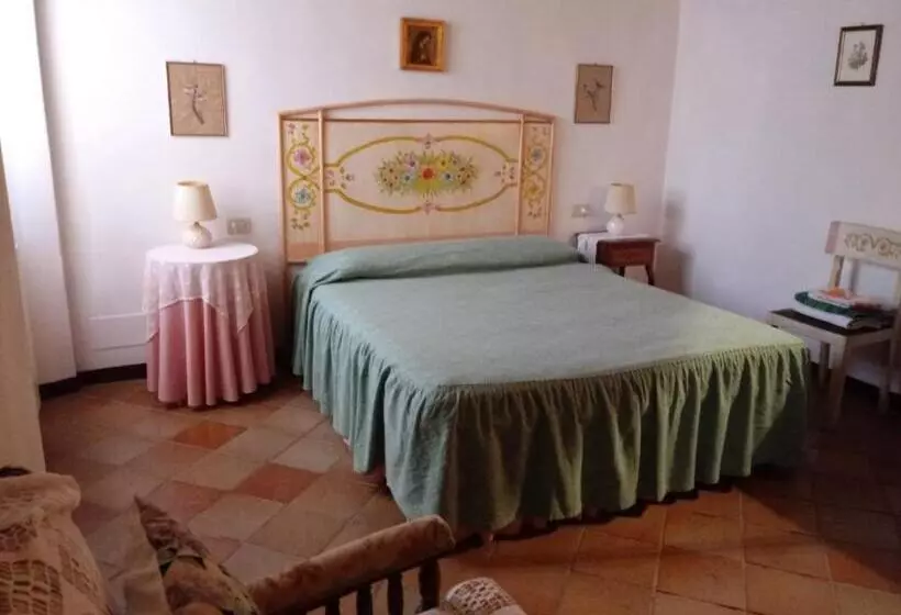 Hotelli Agriturismo Sughericcio