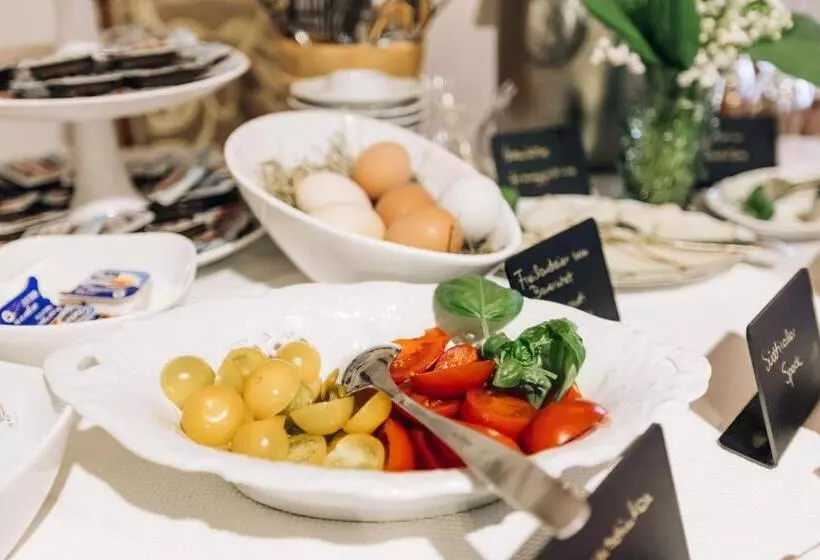 ホテル Amplatz 1523   B&b And Suites