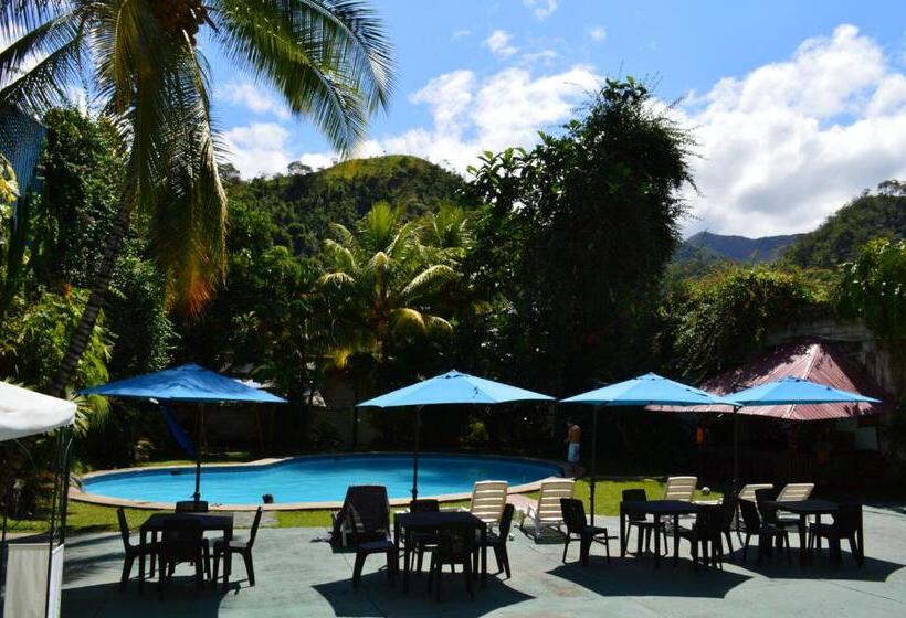 בית מלון כפרי Chanchamayo Inn