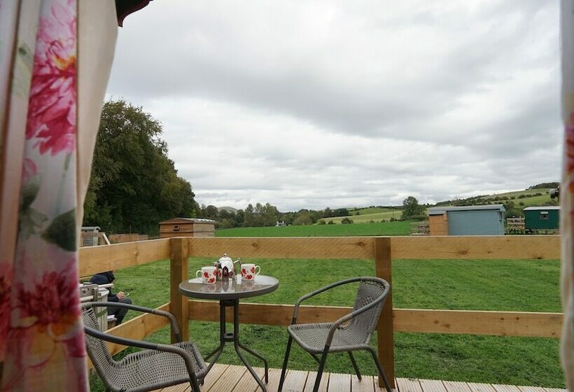 Jura @ Westcote Glamping