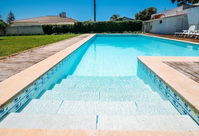 پانسیون Limmo Garden Guest House