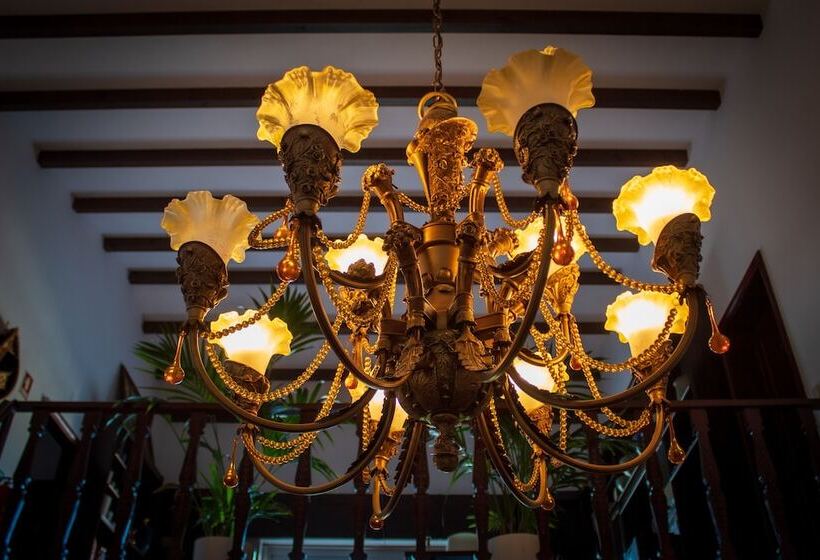 پانسیون Limmo Garden Guest House