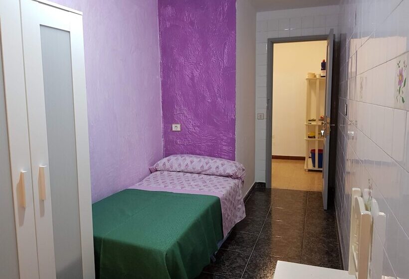 펜션 Low Cost Room Las Llaves 1