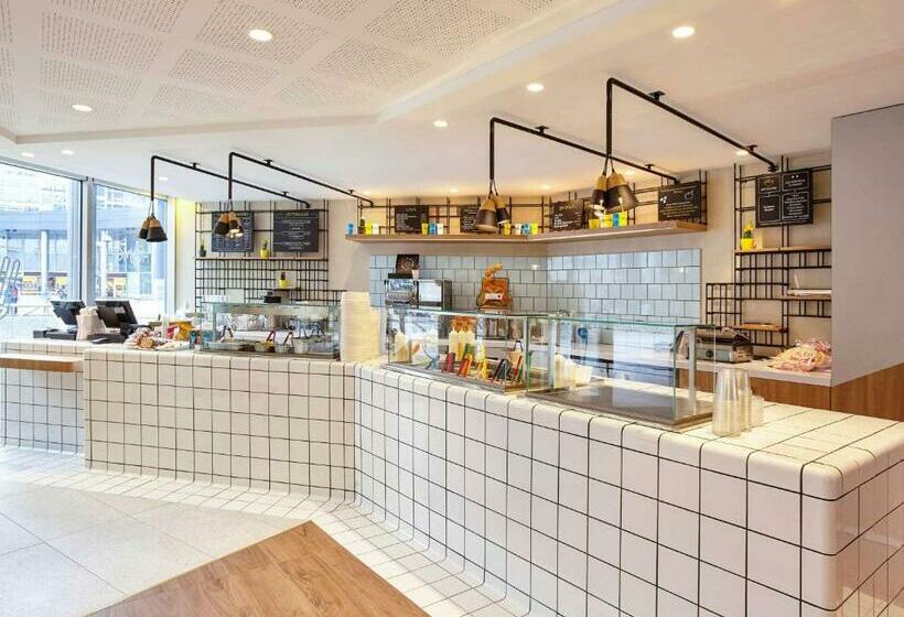 Residence Mercure Paris La Defense Grande Arche