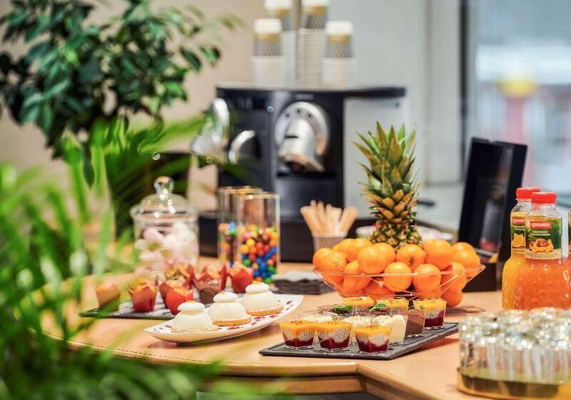 Residence Mercure Paris La Defense Grande Arche