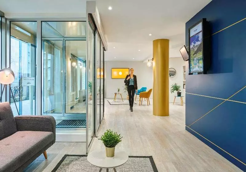 Residence Mercure Paris La Defense Grande Arche