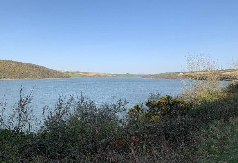 The Padstow Cottage   Coswarth House