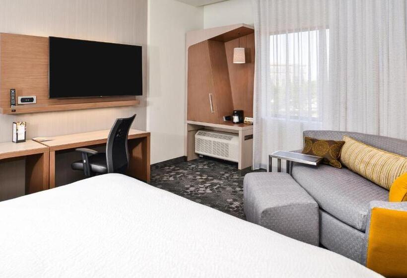 فندق Courtyard By Marriott Charlotte Northlake