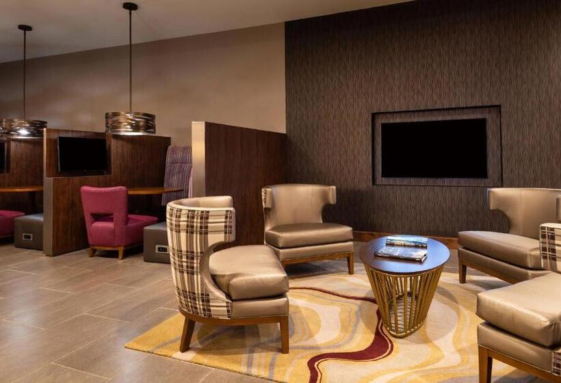 فندق Courtyard By Marriott Charlotte Northlake