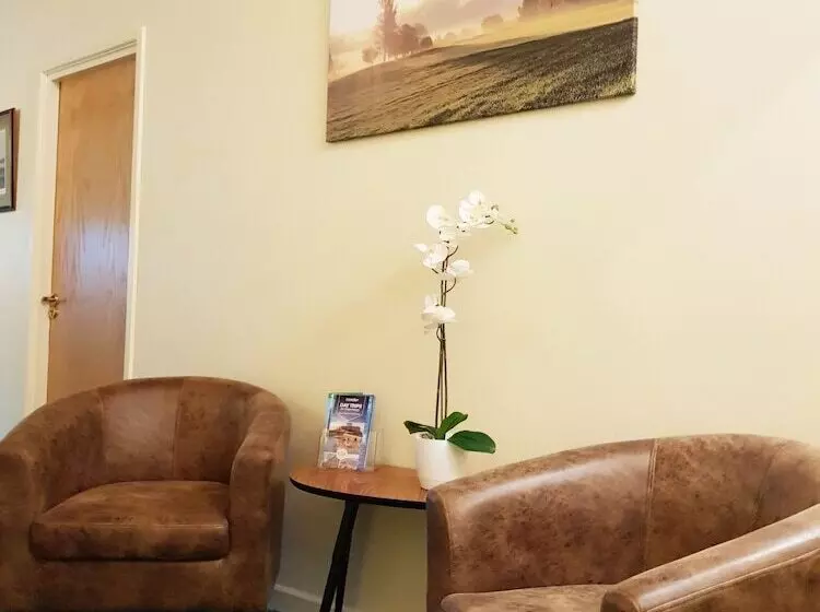 Hotelli The Dorset Golf