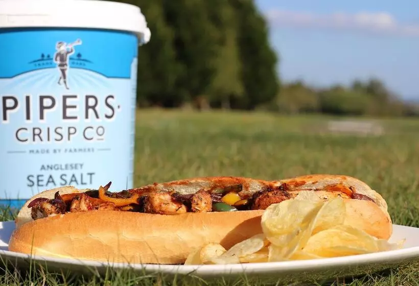 Hotelli The Dorset Golf