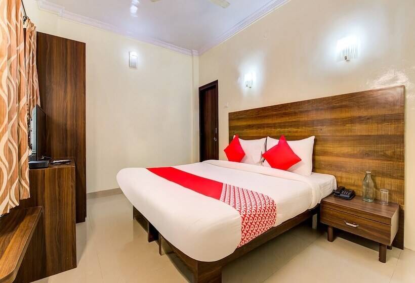 בית מלון כפרי Royal Enclave By Oyo Rooms