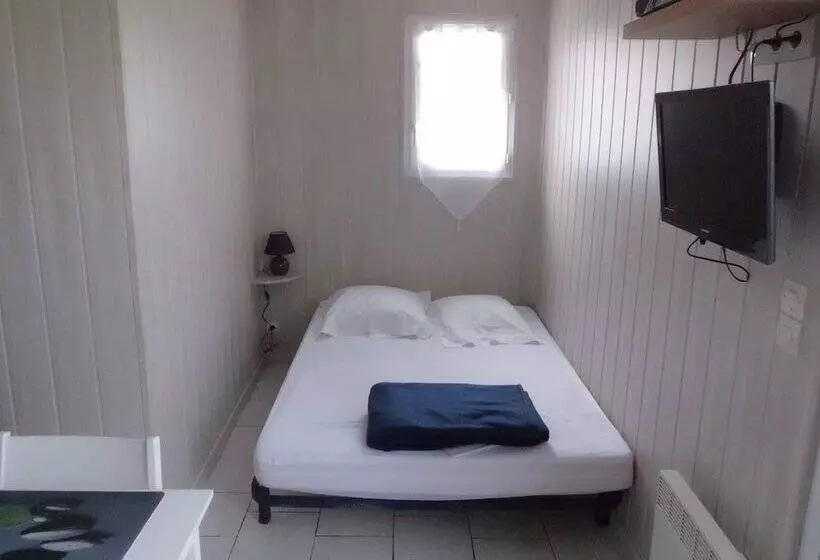 ホテル Studios Du Camping La Chenaie