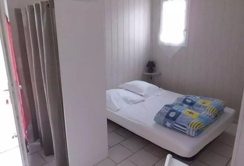 ホテル Studios Du Camping La Chenaie