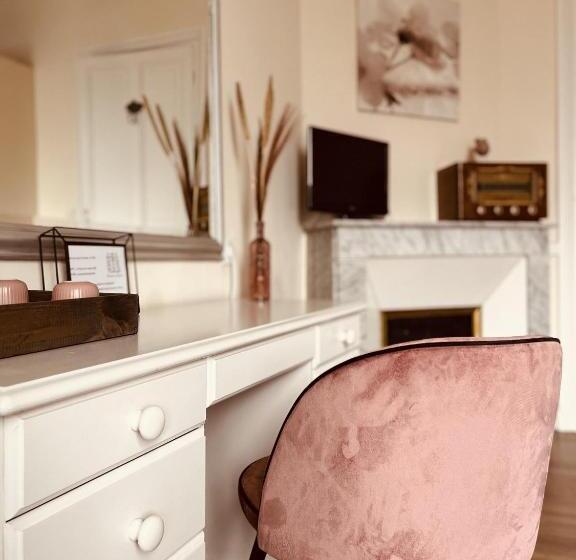 مبيت وإفطار La Maison De Louisette