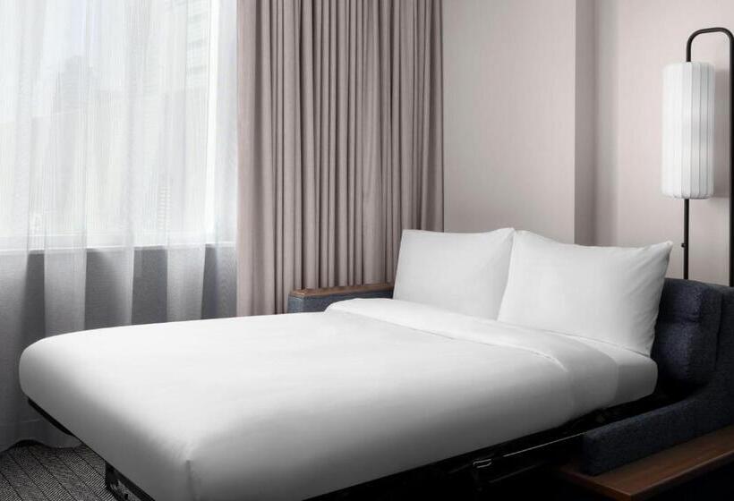 Courtyard By Marriott Calgary Downtown