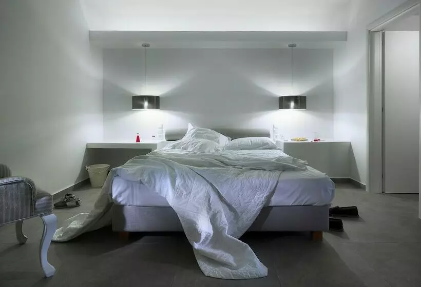 Hotel Santa Maria Luxury Suites & Spa - Milos