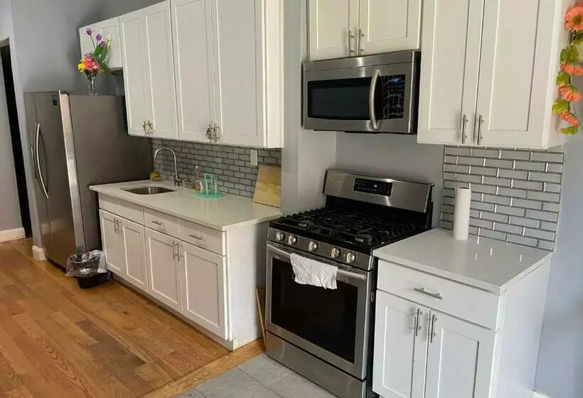 پانسیون A Lovely Room In Queens