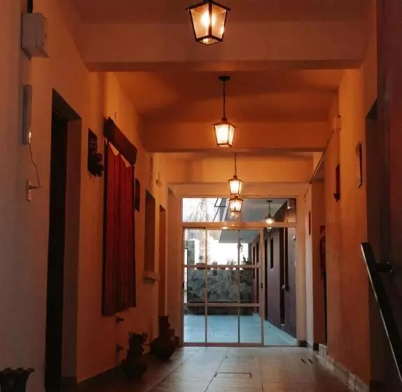 Majatalo La Colorada Hostal