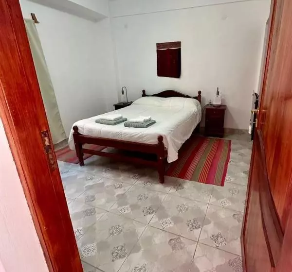 Majatalo La Colorada Hostal