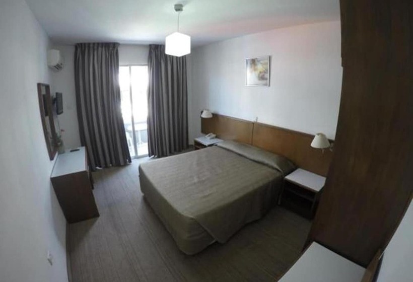 پانسیون Les Palmiers Petrou Apartments